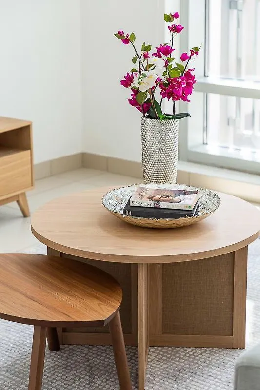 Frank Porter - The Lofts Apartment Dubai